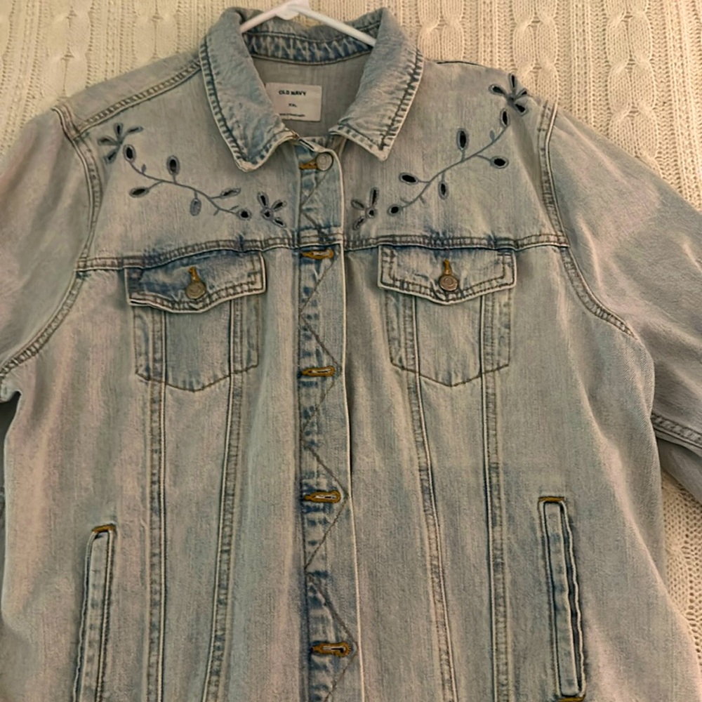 Old Navy light wash jean jacket